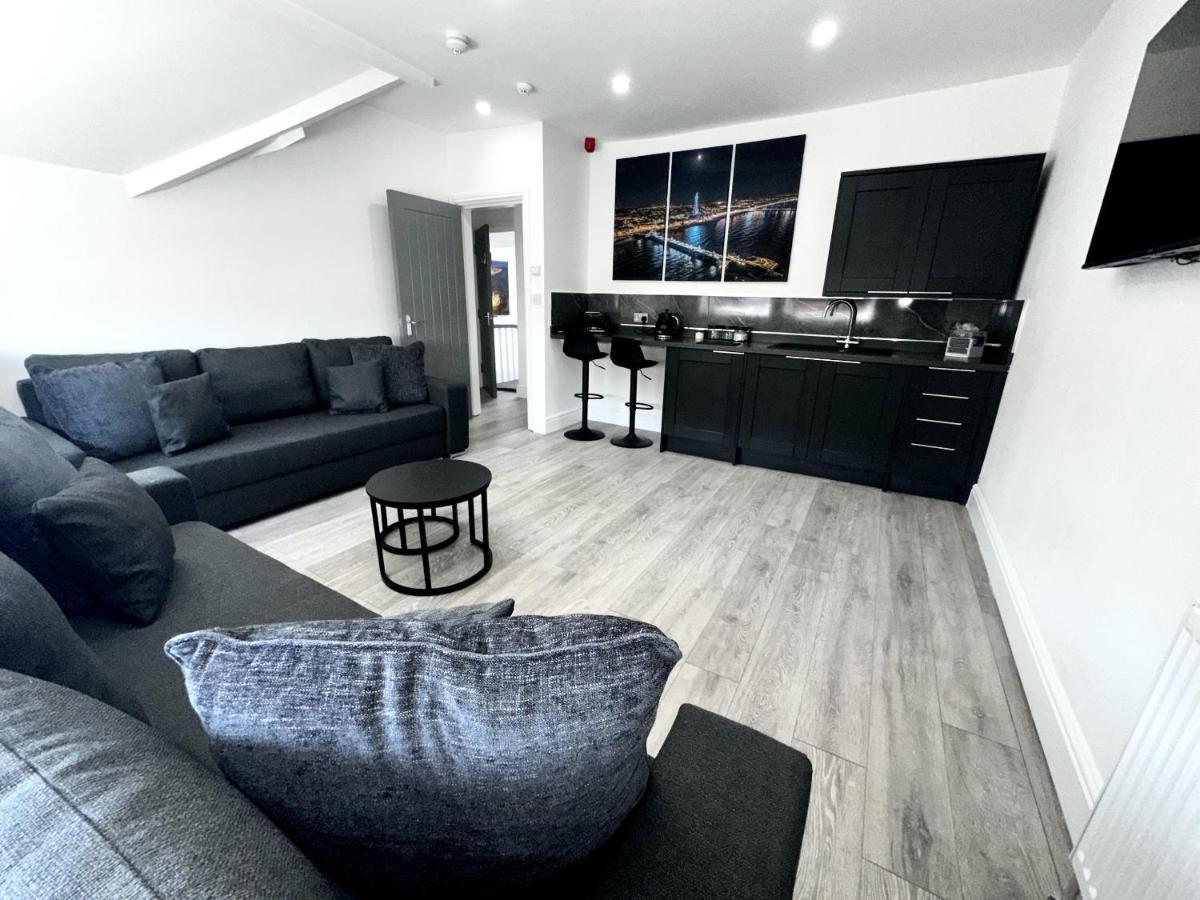 New Osborne Luxury Hottub And Jacuzzi Suites Blackpool Eksteriør bilde